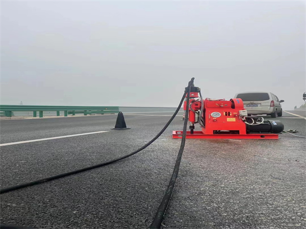 宝安马路路基路面开裂下沉注浆加固灌浆